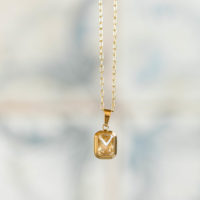 La Mère Necklace Le Carreau (Light Color)